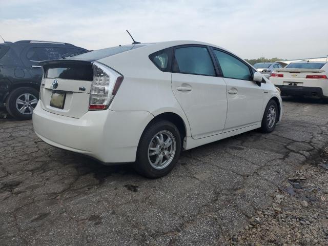 Photo 2 VIN: JTDKN3DUXA0137439 - TOYOTA PRIUS 