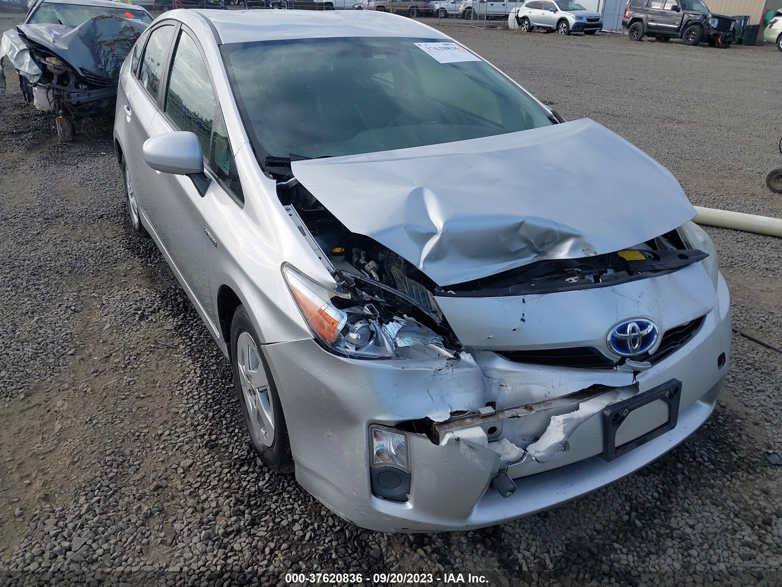 Photo 5 VIN: JTDKN3DUXA5204740 - TOYOTA PRIUS 