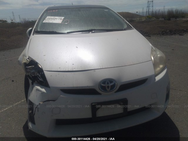 Photo 5 VIN: JTDKN3DUXB0272373 - TOYOTA PRIUS 