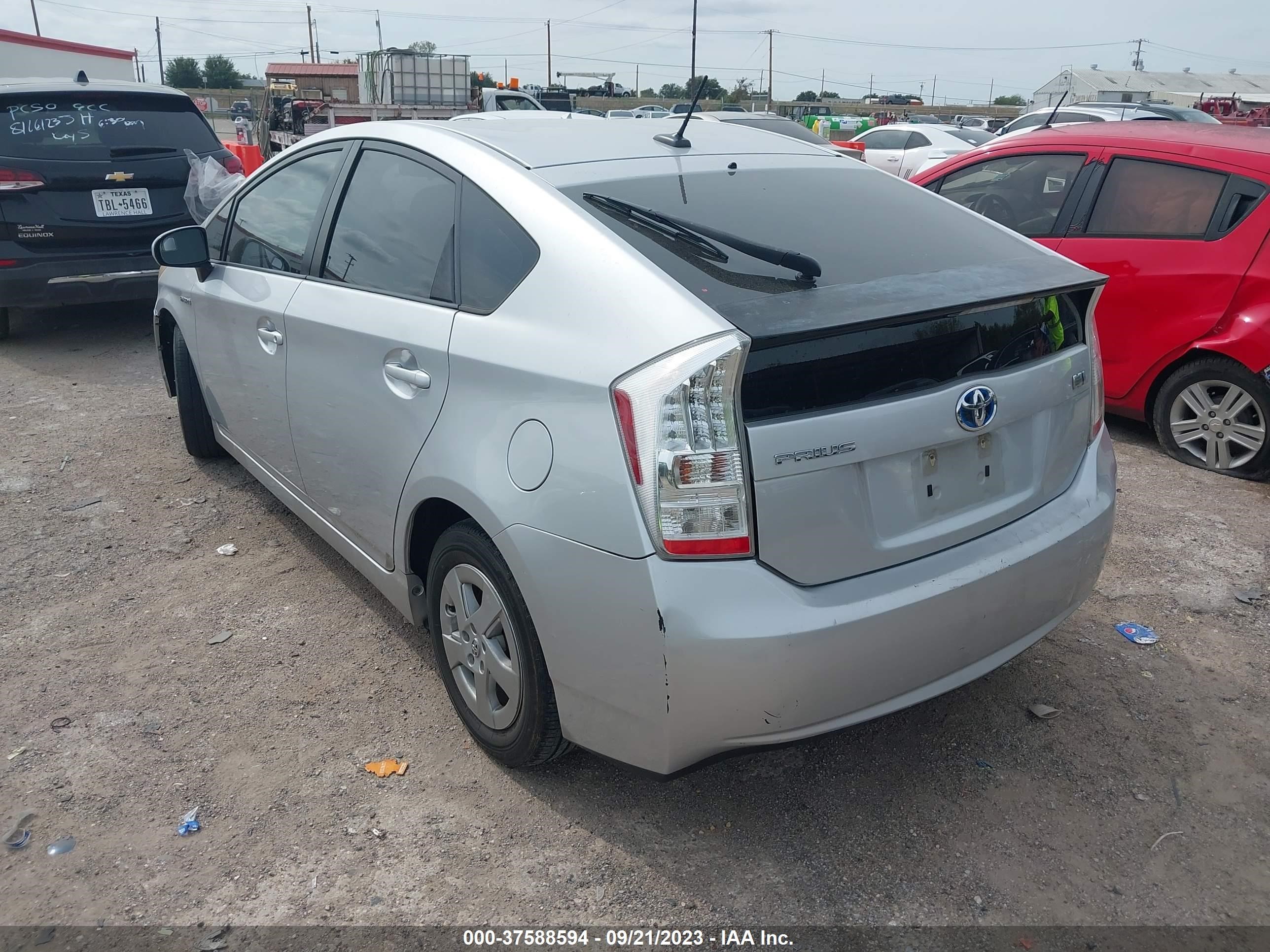 Photo 2 VIN: JTDKN3DUXB0298603 - TOYOTA PRIUS 