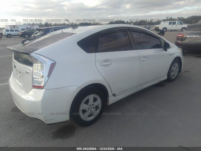 Photo 3 VIN: JTDKN3DUXB1394645 - TOYOTA PRIUS 