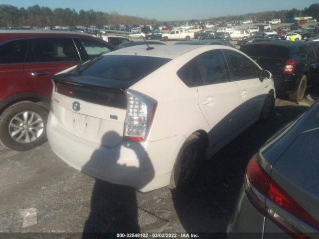 Photo 3 VIN: JTDKN3DUXB5323213 - TOYOTA PRIUS 