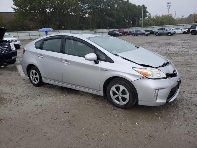 Photo 3 VIN: JTDKN3DUXC1519161 - TOYOTA PRIUS 