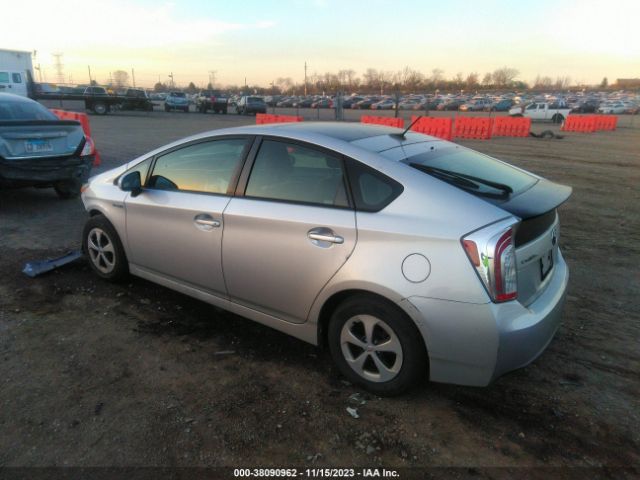 Photo 2 VIN: JTDKN3DUXC1556307 - TOYOTA PRIUS 