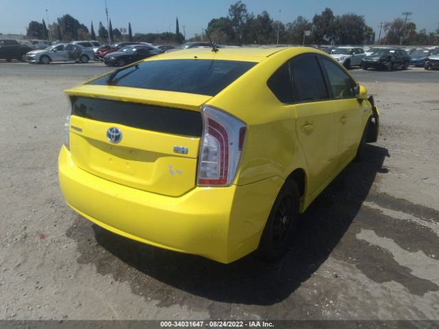 Photo 3 VIN: JTDKN3DUXC1565931 - TOYOTA PRIUS 