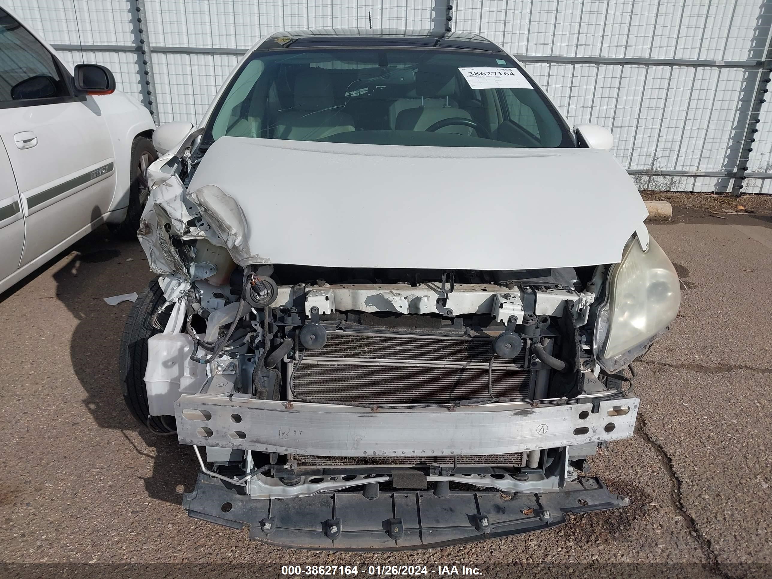 Photo 5 VIN: JTDKN3DUXC1580381 - TOYOTA PRIUS 