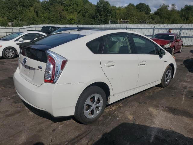 Photo 2 VIN: JTDKN3DUXC5469726 - TOYOTA PRIUS 