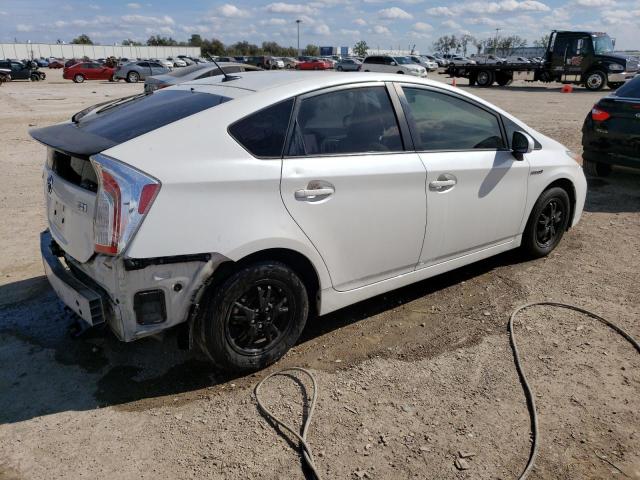 Photo 2 VIN: JTDKN3DUXC5470018 - TOYOTA PRIUS 