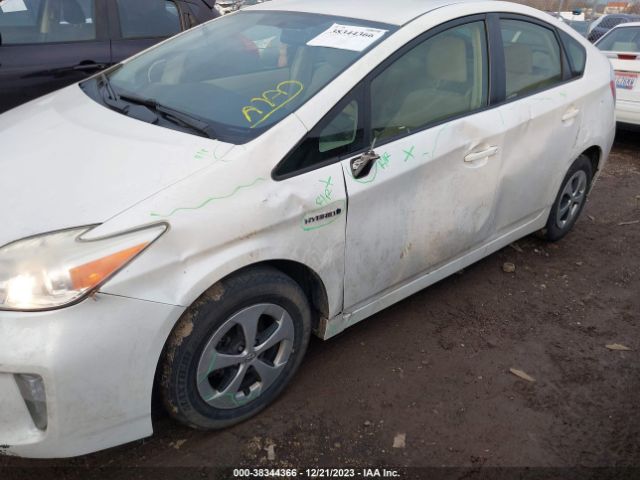 Photo 5 VIN: JTDKN3DUXC5478295 - TOYOTA PRIUS 