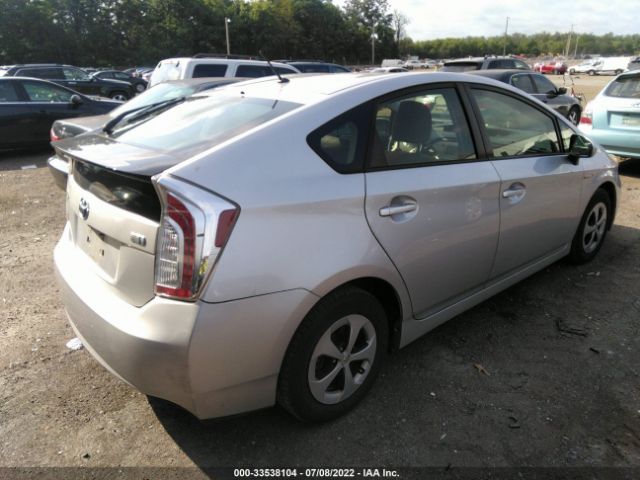 Photo 3 VIN: JTDKN3DUXC5478331 - TOYOTA PRIUS 