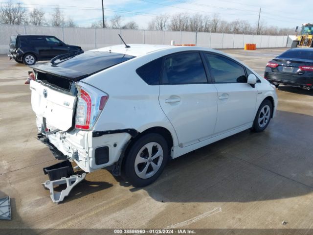 Photo 3 VIN: JTDKN3DUXD5540974 - TOYOTA PRIUS 