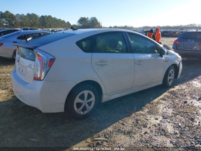 Photo 3 VIN: JTDKN3DUXD5541283 - TOYOTA PRIUS 