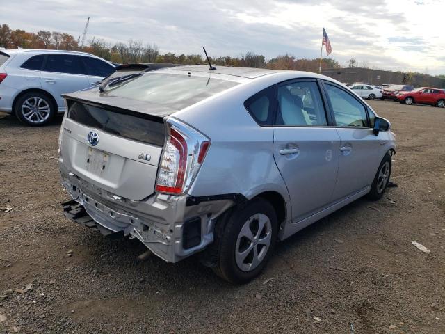 Photo 2 VIN: JTDKN3DUXD5550047 - TOYOTA PRIUS 