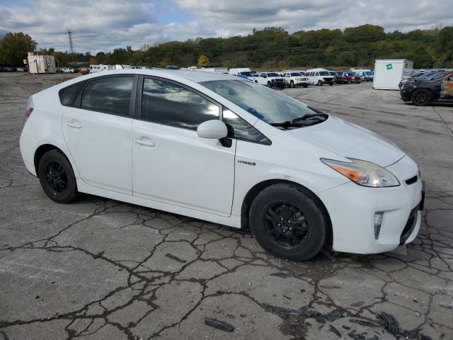 Photo 3 VIN: JTDKN3DUXD5559556 - TOYOTA PRIUS 