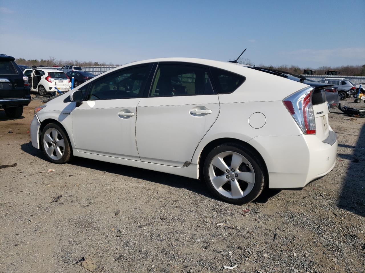 Photo 1 VIN: JTDKN3DUXD5570833 - TOYOTA PRIUS 