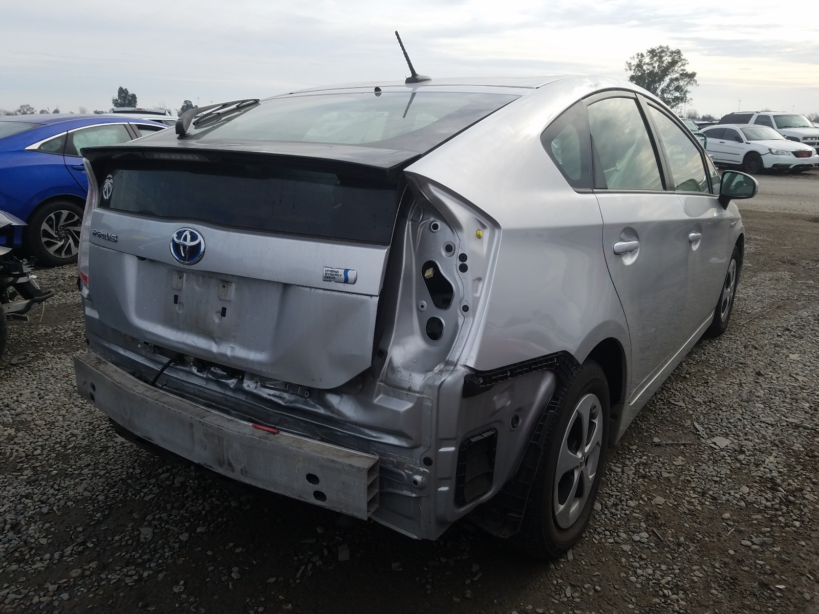 Photo 3 VIN: JTDKN3DUXD5632599 - TOYOTA PRIUS 