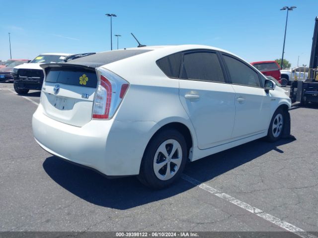 Photo 3 VIN: JTDKN3DUXF0445539 - TOYOTA PRIUS 