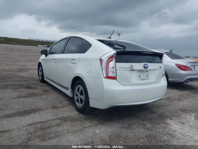 Photo 2 VIN: JTDKN3DUXF0447744 - TOYOTA PRIUS 