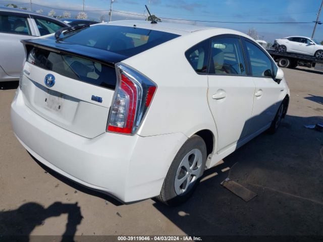 Photo 3 VIN: JTDKN3DUXF0459716 - TOYOTA PRIUS 