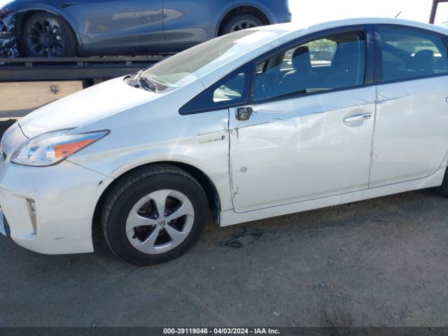 Photo 5 VIN: JTDKN3DUXF0459716 - TOYOTA PRIUS 