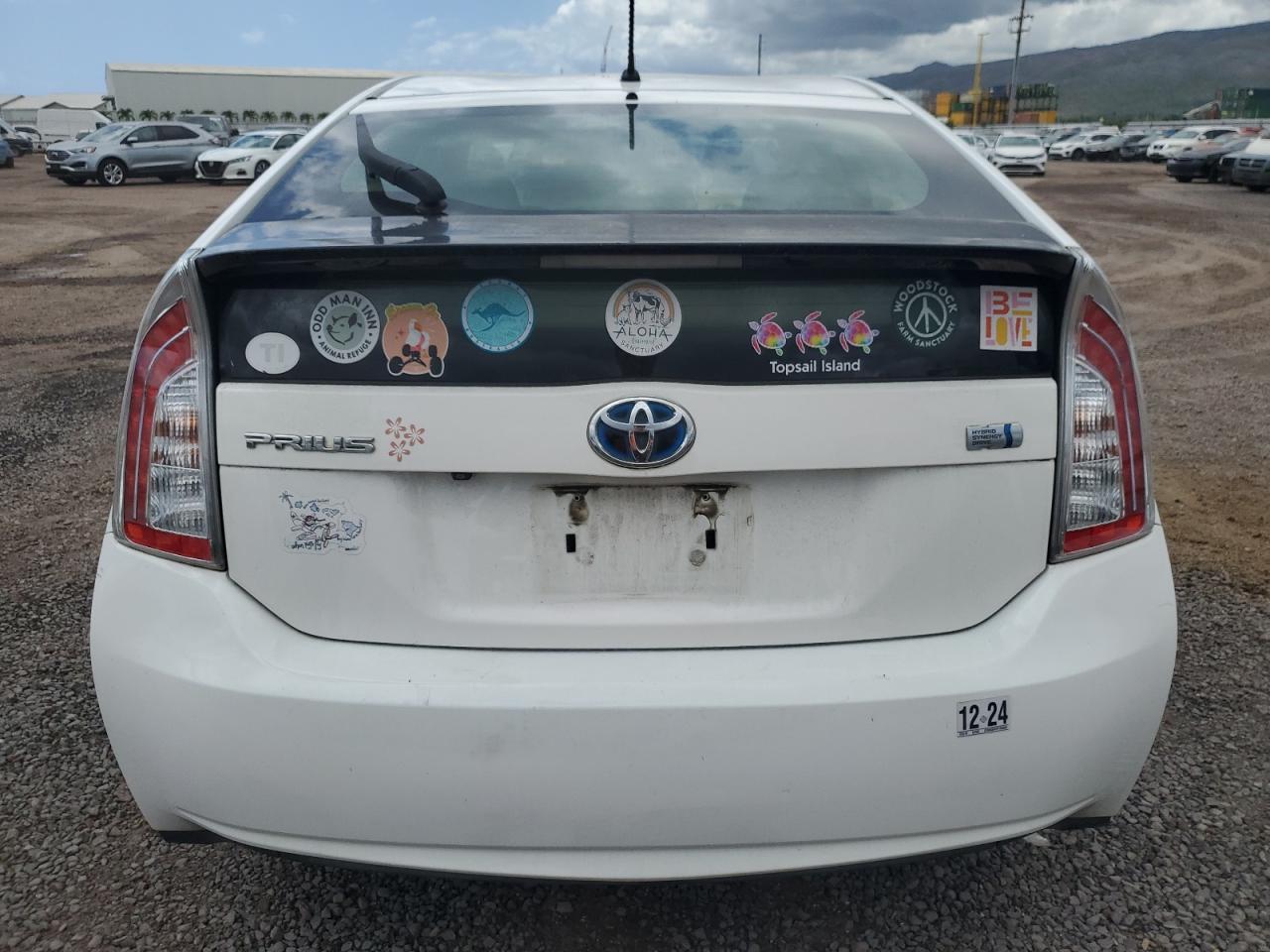 Photo 5 VIN: JTDKN3DUXF1899834 - TOYOTA PRIUS 