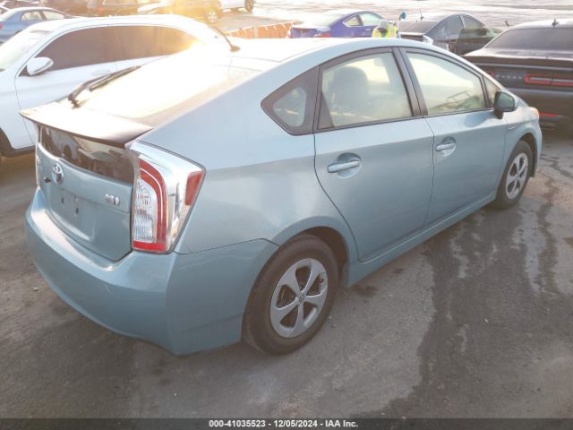 Photo 3 VIN: JTDKN3DUXF1997102 - TOYOTA PRIUS 