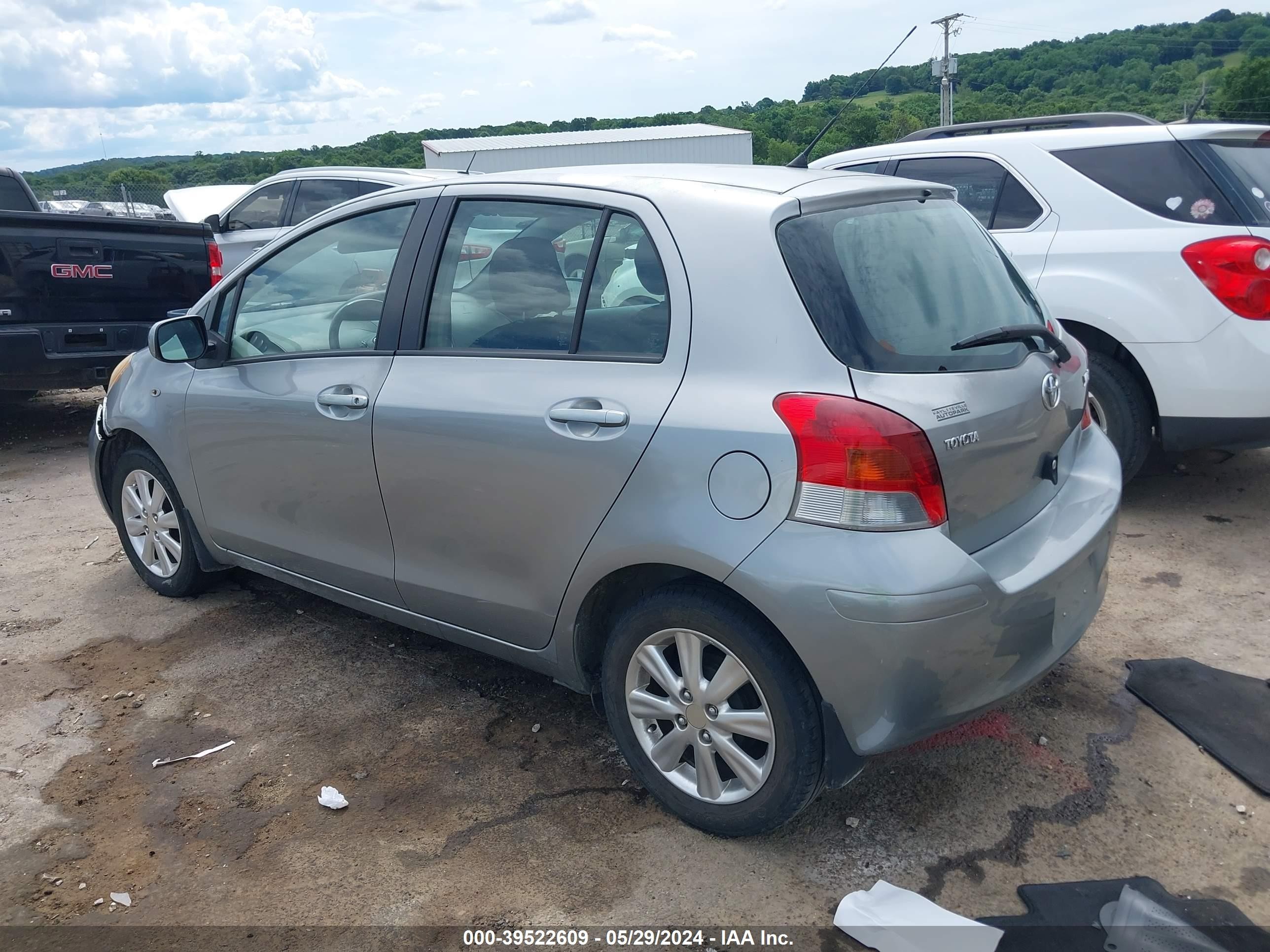 Photo 2 VIN: JTDKT4K39A5289253 - TOYOTA YARIS 