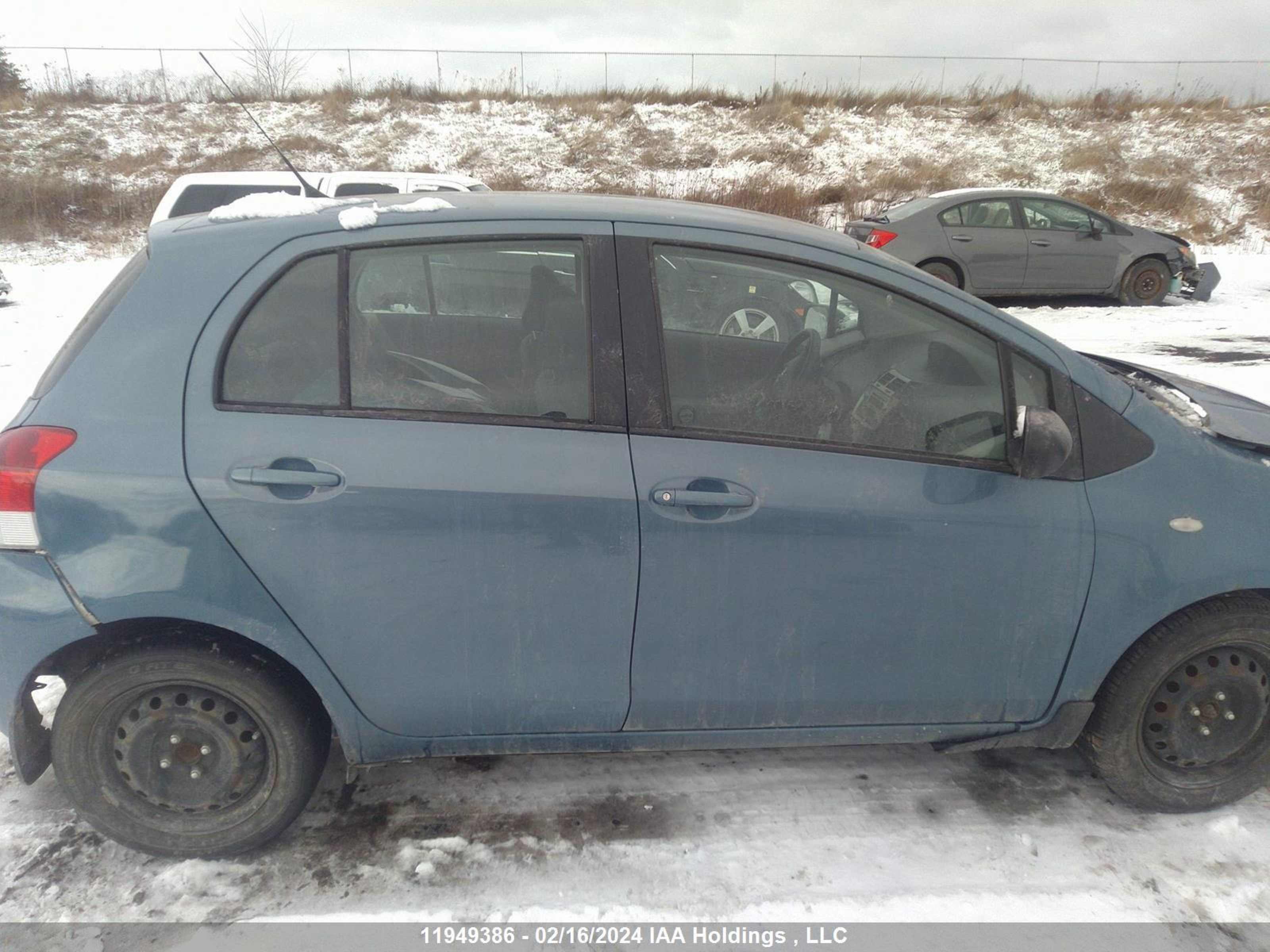 Photo 13 VIN: JTDKT4K39A5303670 - TOYOTA YARIS 