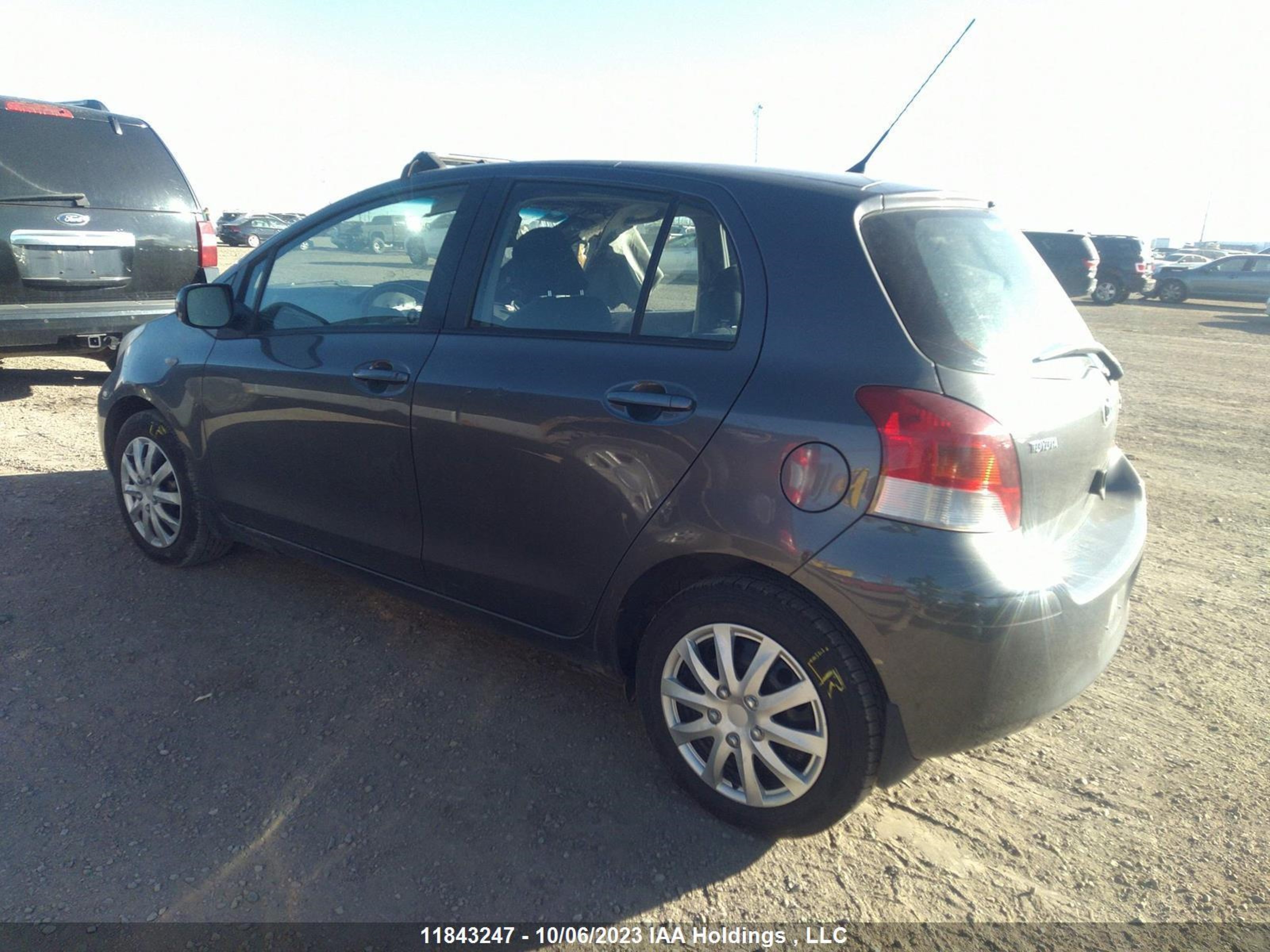 Photo 2 VIN: JTDKT923795235572 - TOYOTA YARIS 