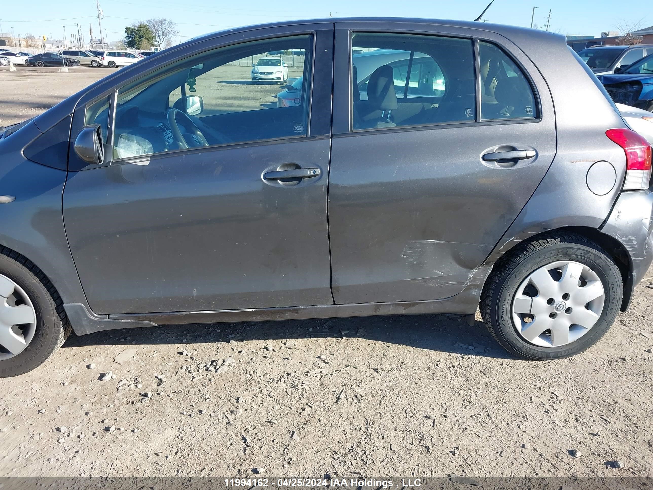 Photo 13 VIN: JTDKT9K34A5286418 - TOYOTA YARIS 