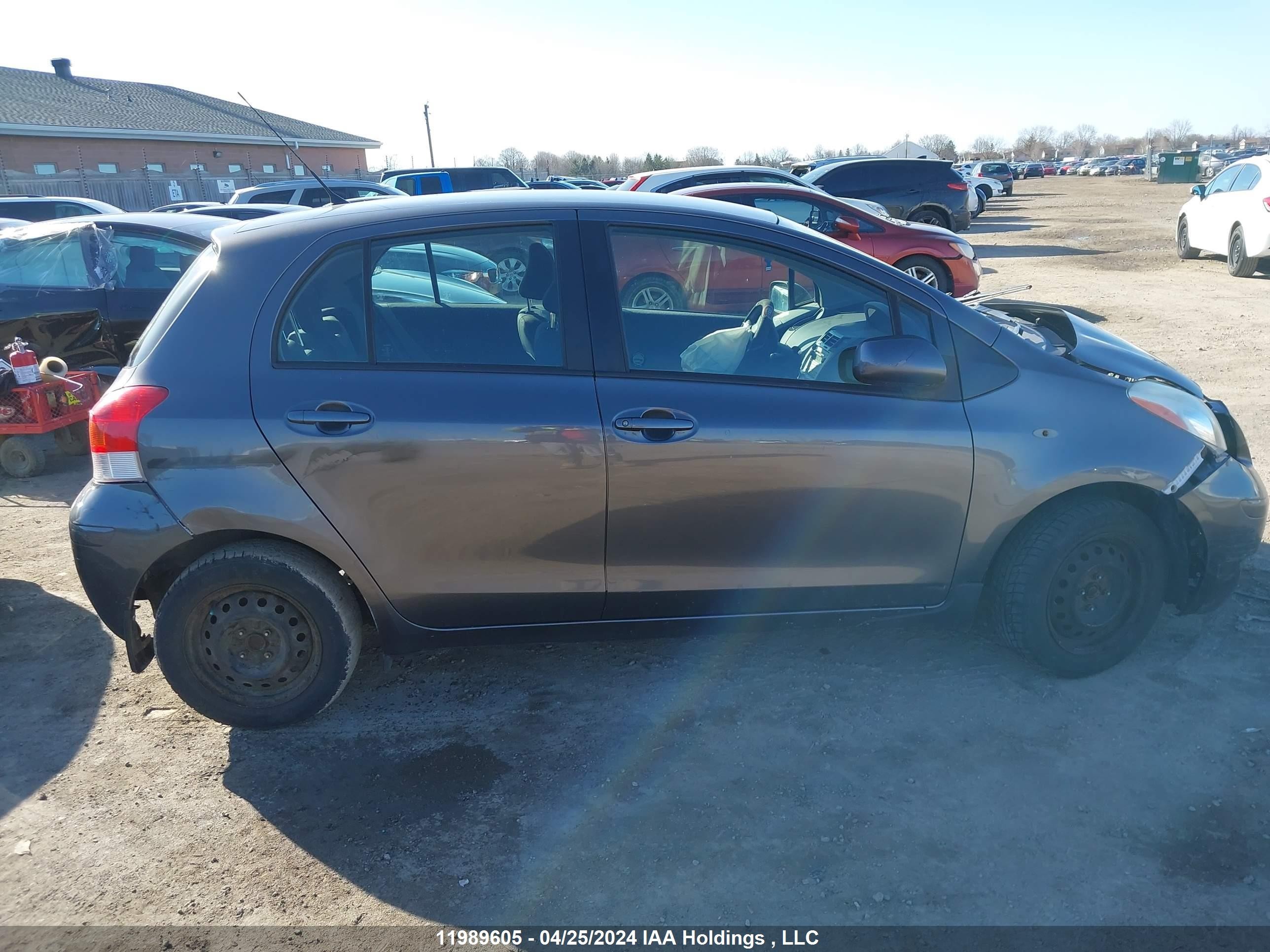 Photo 11 VIN: JTDKT9K3XA5284379 - TOYOTA YARIS 