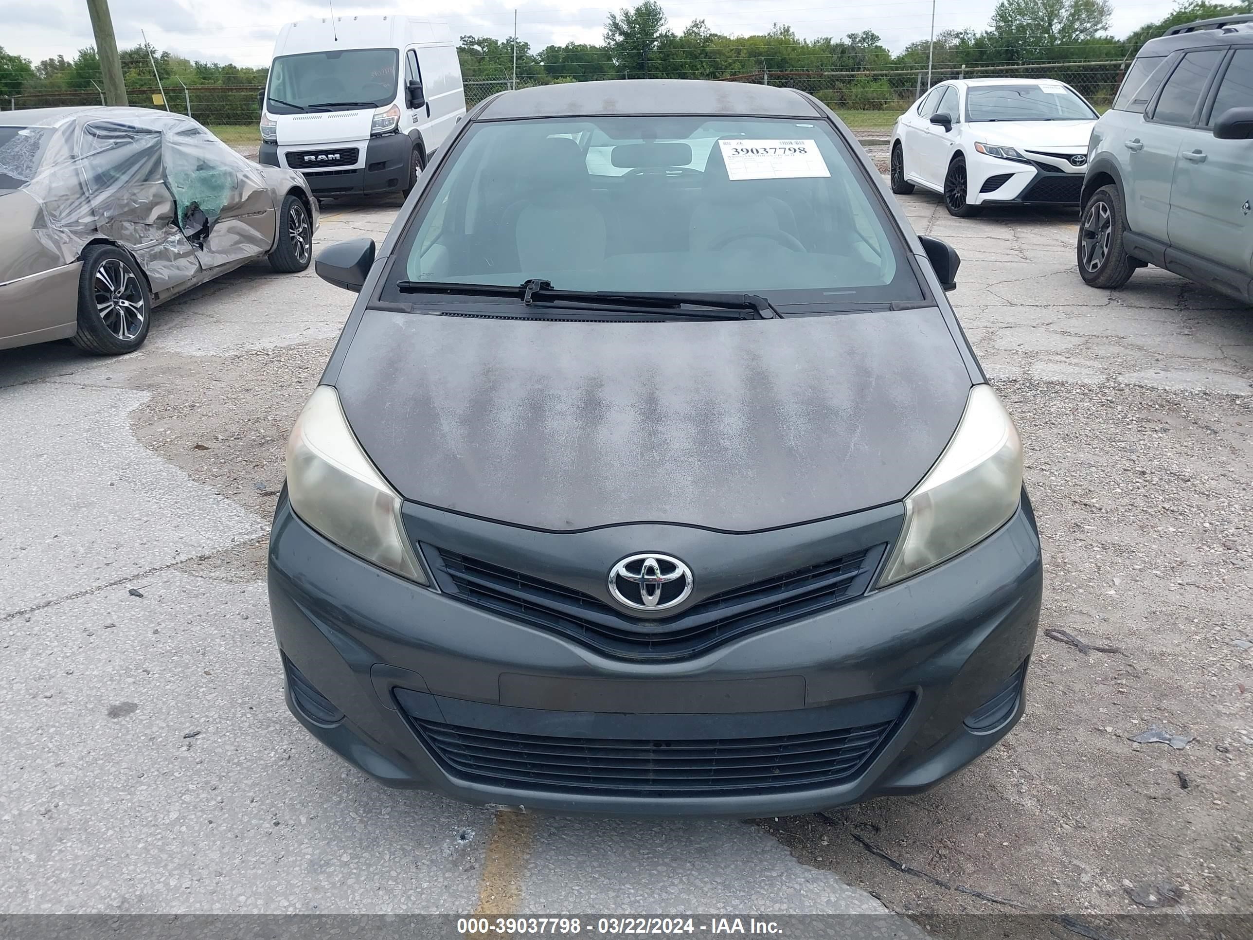 Photo 11 VIN: JTDKTUD30DD554780 - TOYOTA YARIS 