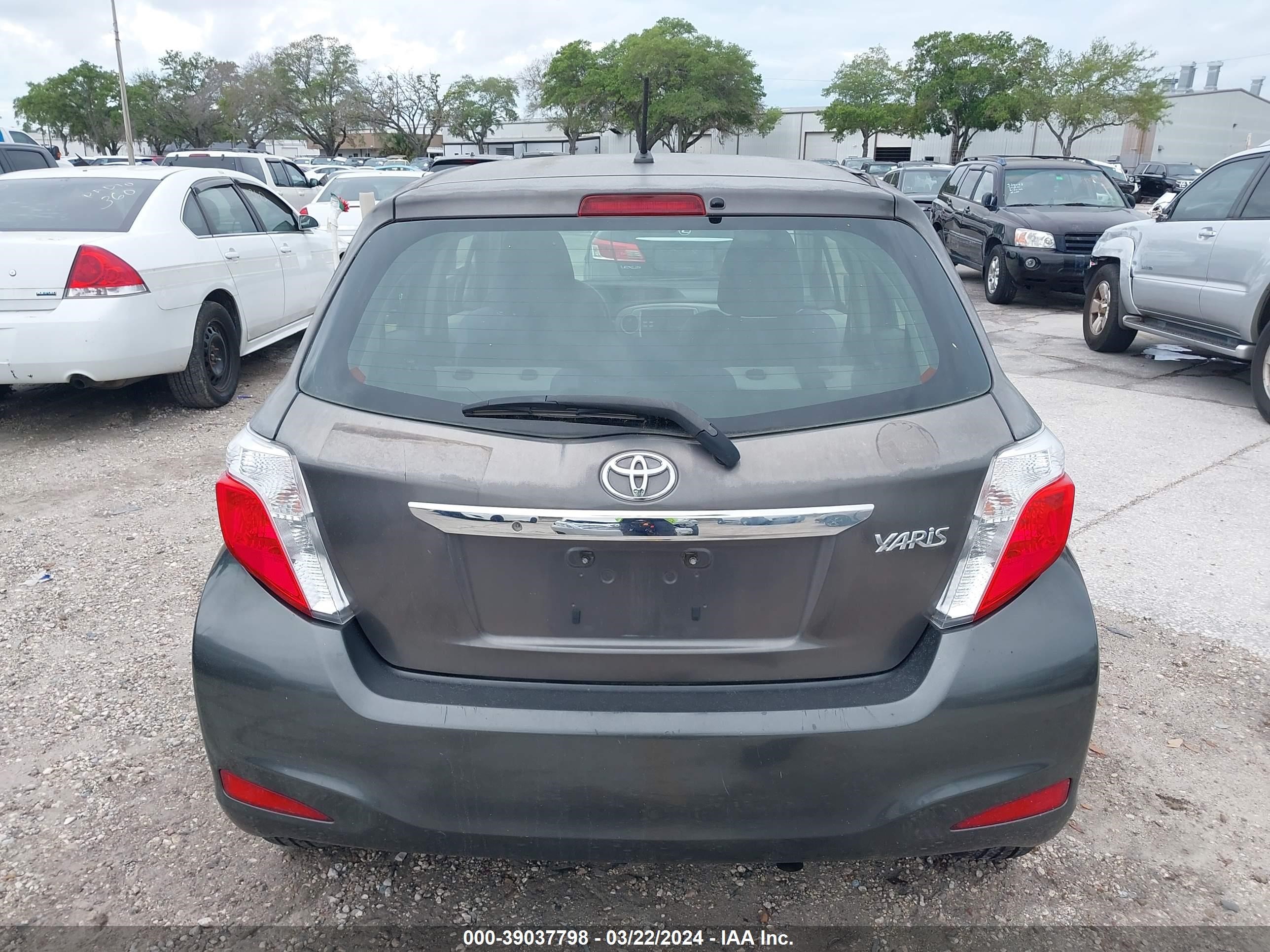 Photo 15 VIN: JTDKTUD30DD554780 - TOYOTA YARIS 