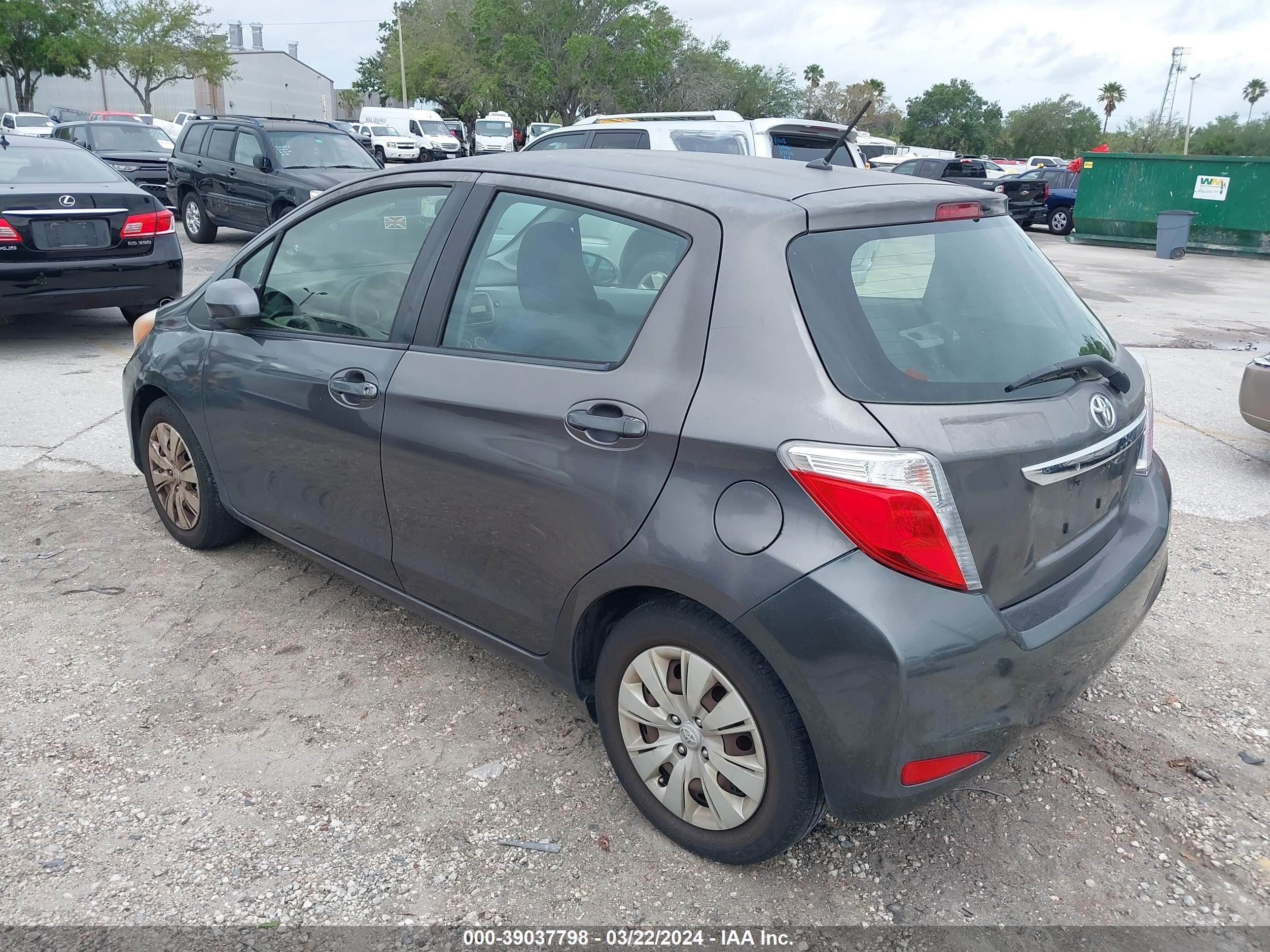 Photo 2 VIN: JTDKTUD30DD554780 - TOYOTA YARIS 