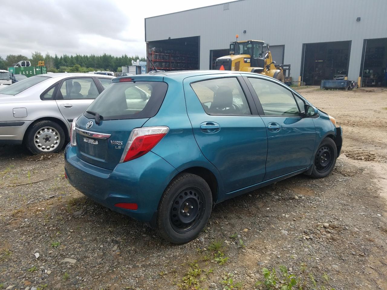 Photo 2 VIN: JTDKTUD31DD554108 - TOYOTA YARIS 