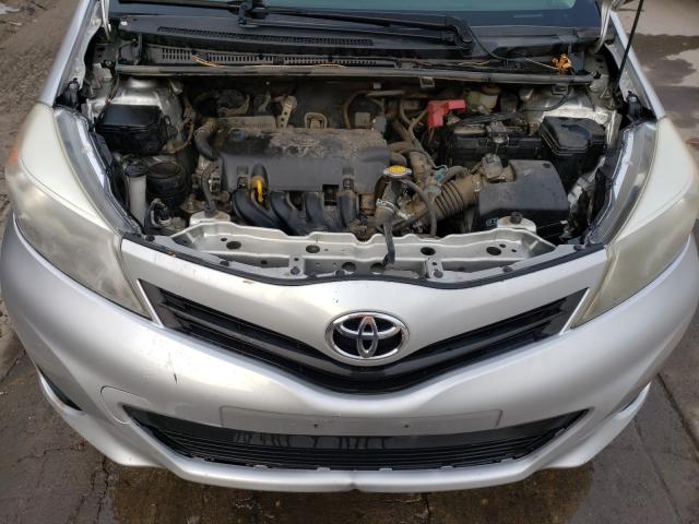 Photo 6 VIN: JTDKTUD31DD559695 - TOYOTA YARIS 