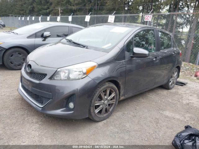 Photo 1 VIN: JTDKTUD32CD513176 - TOYOTA YARIS 