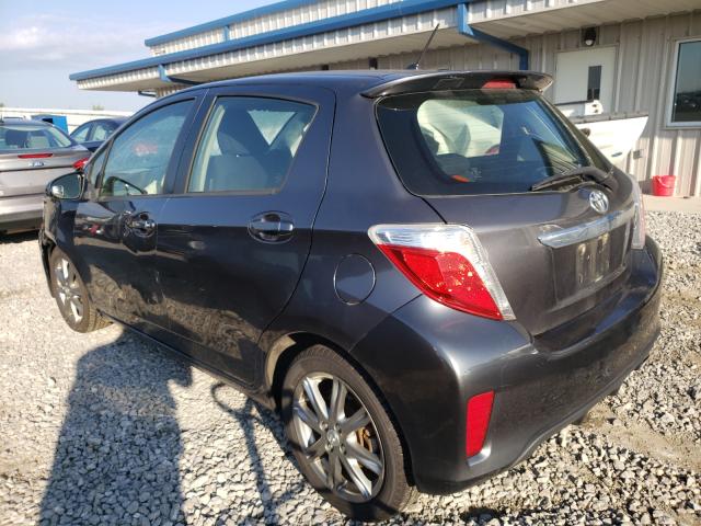 Photo 2 VIN: JTDKTUD32CD533606 - TOYOTA YARIS 