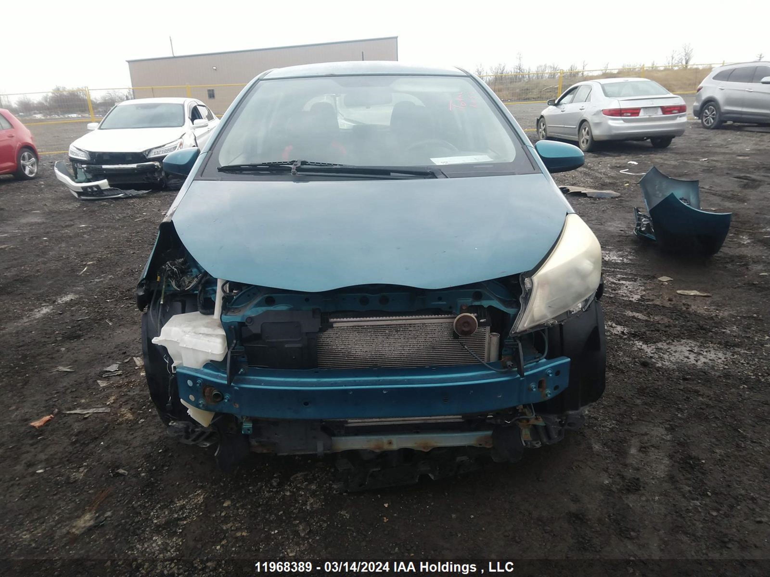 Photo 11 VIN: JTDKTUD32DD552576 - TOYOTA YARIS 