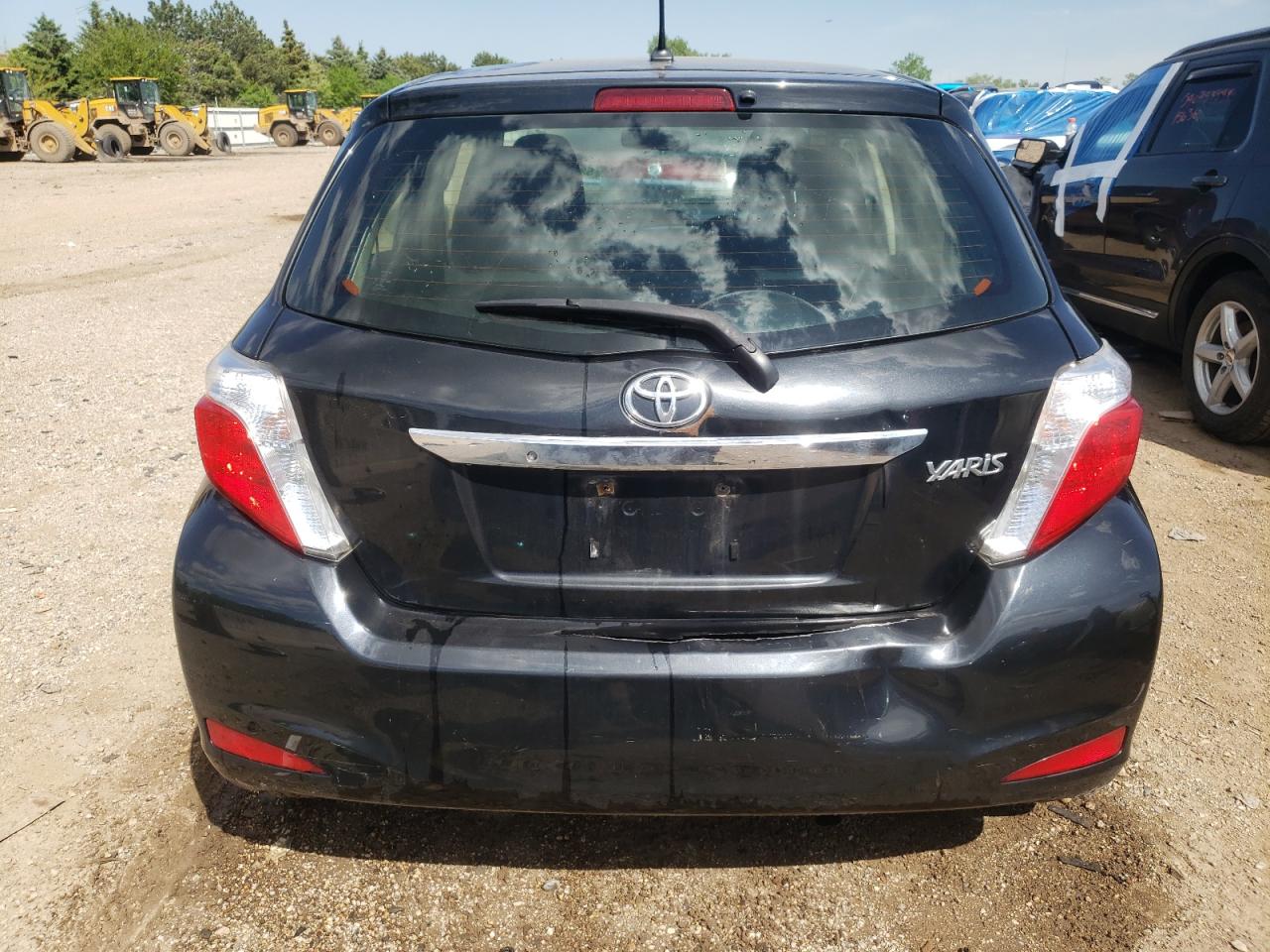 Photo 5 VIN: JTDKTUD33CD528897 - TOYOTA YARIS 