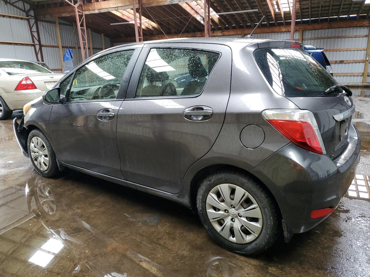 Photo 1 VIN: JTDKTUD33CD533260 - TOYOTA YARIS 