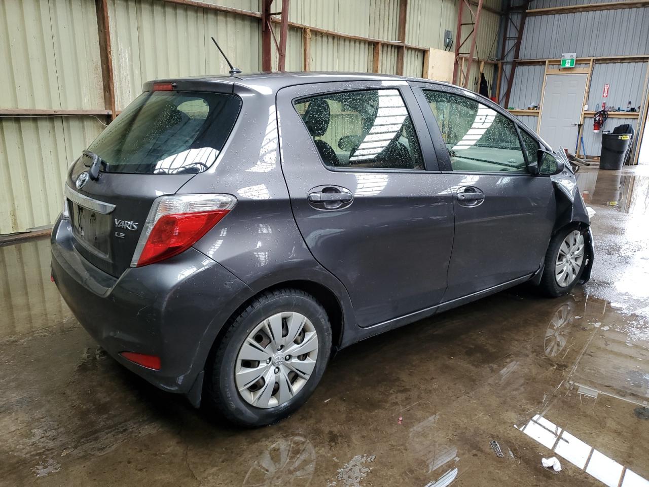 Photo 2 VIN: JTDKTUD33CD533260 - TOYOTA YARIS 