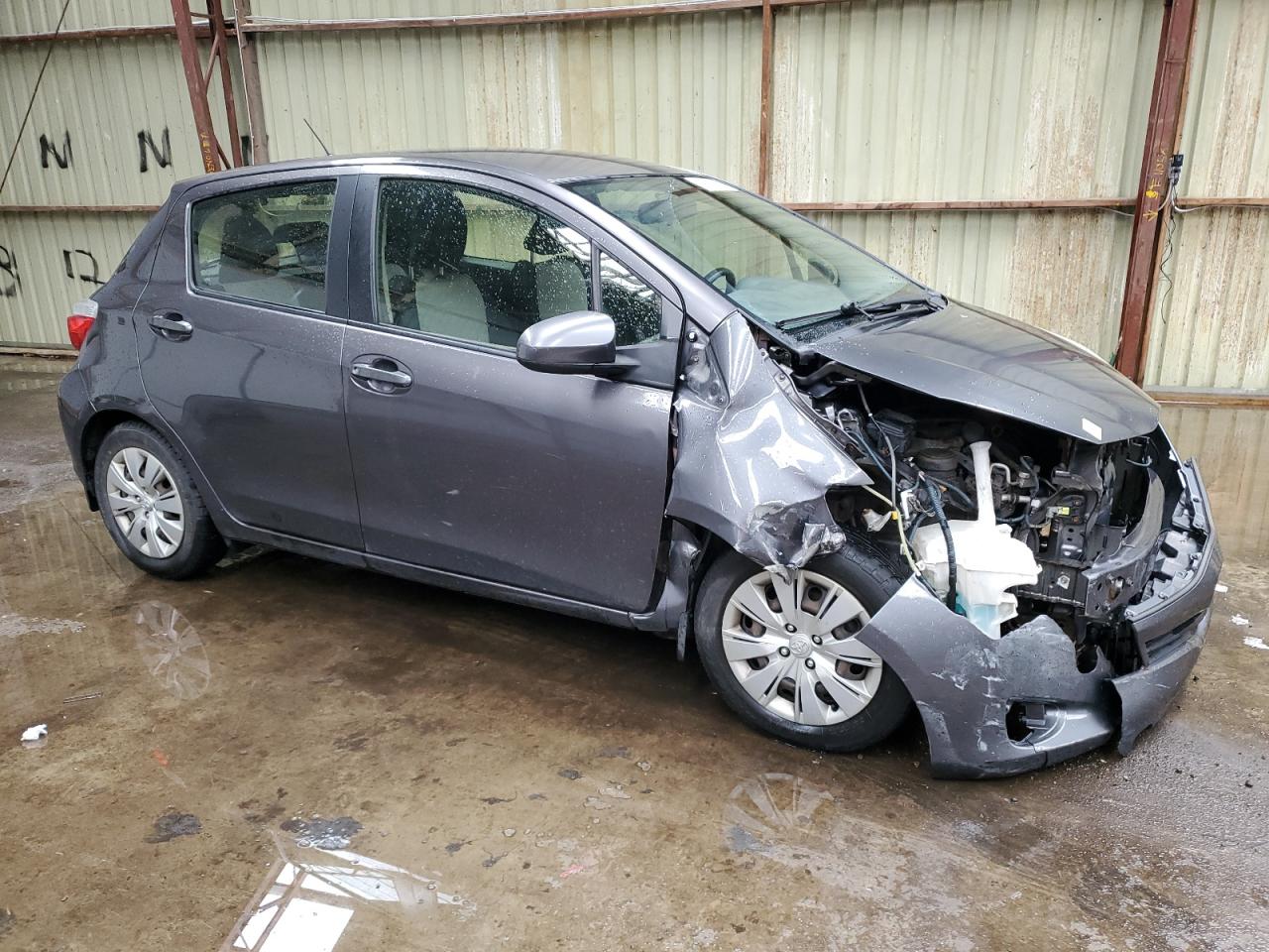 Photo 3 VIN: JTDKTUD33CD533260 - TOYOTA YARIS 