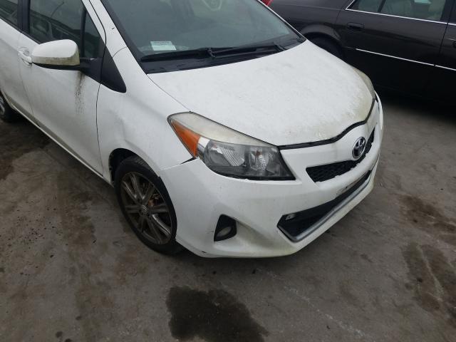 Photo 8 VIN: JTDKTUD34DD548528 - TOYOTA YARIS 