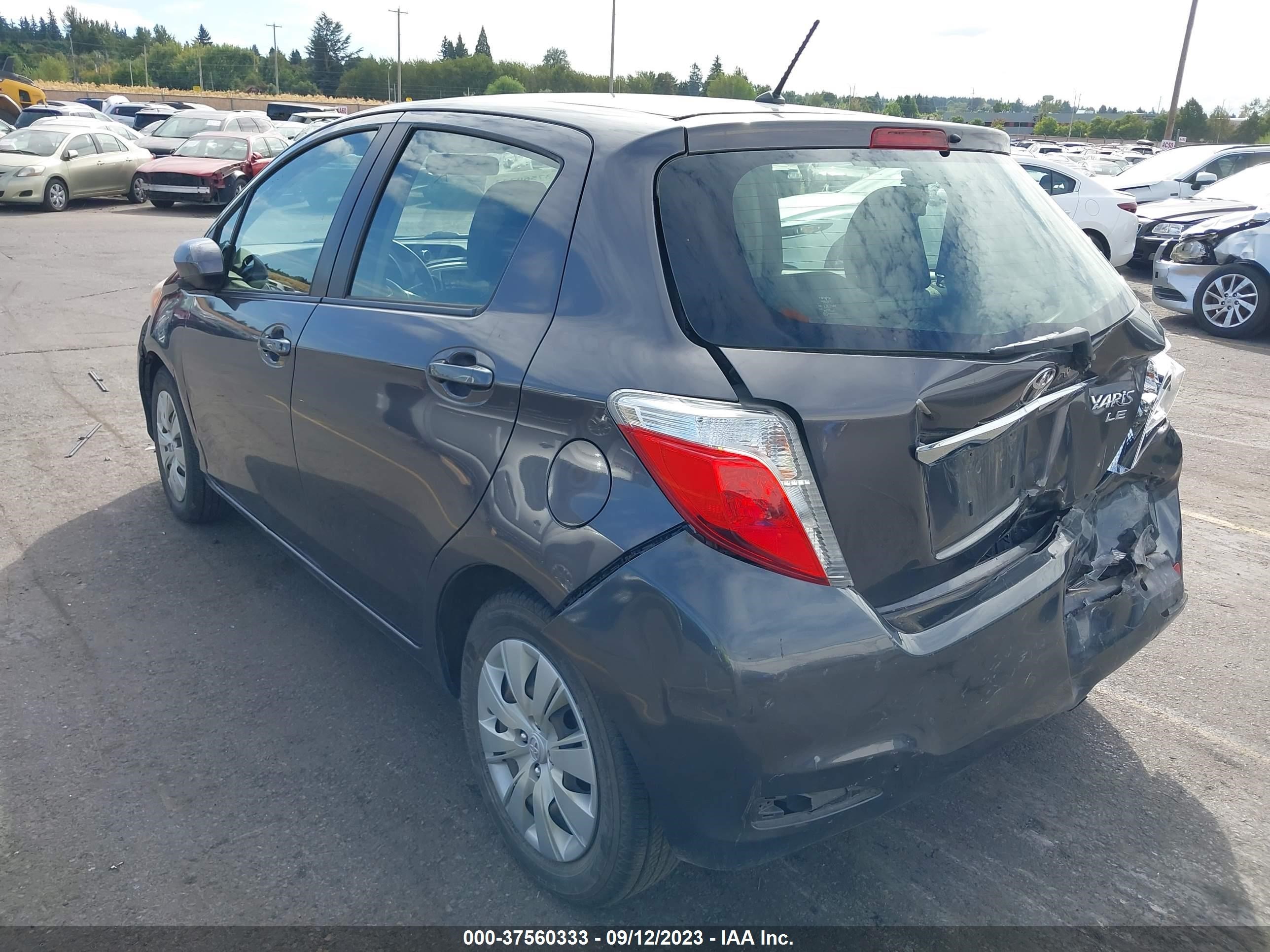 Photo 2 VIN: JTDKTUD34DD564888 - TOYOTA YARIS 