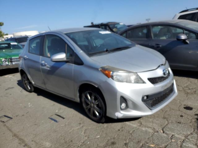 Photo 3 VIN: JTDKTUD35CD528982 - TOYOTA YARIS 