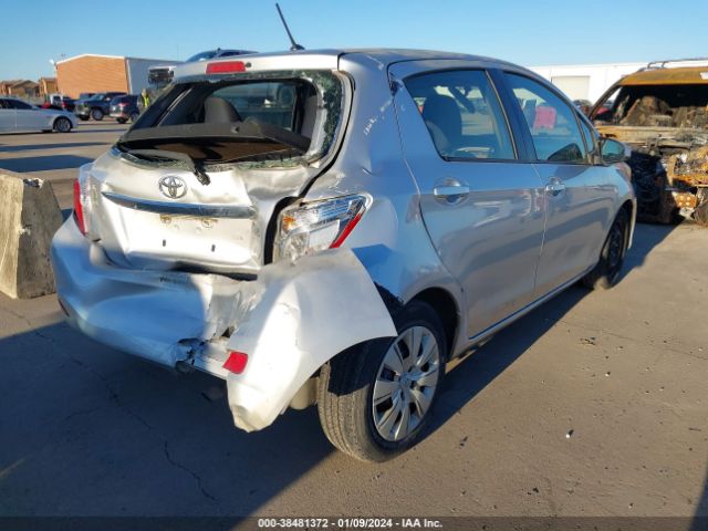 Photo 3 VIN: JTDKTUD35CD533311 - TOYOTA YARIS 