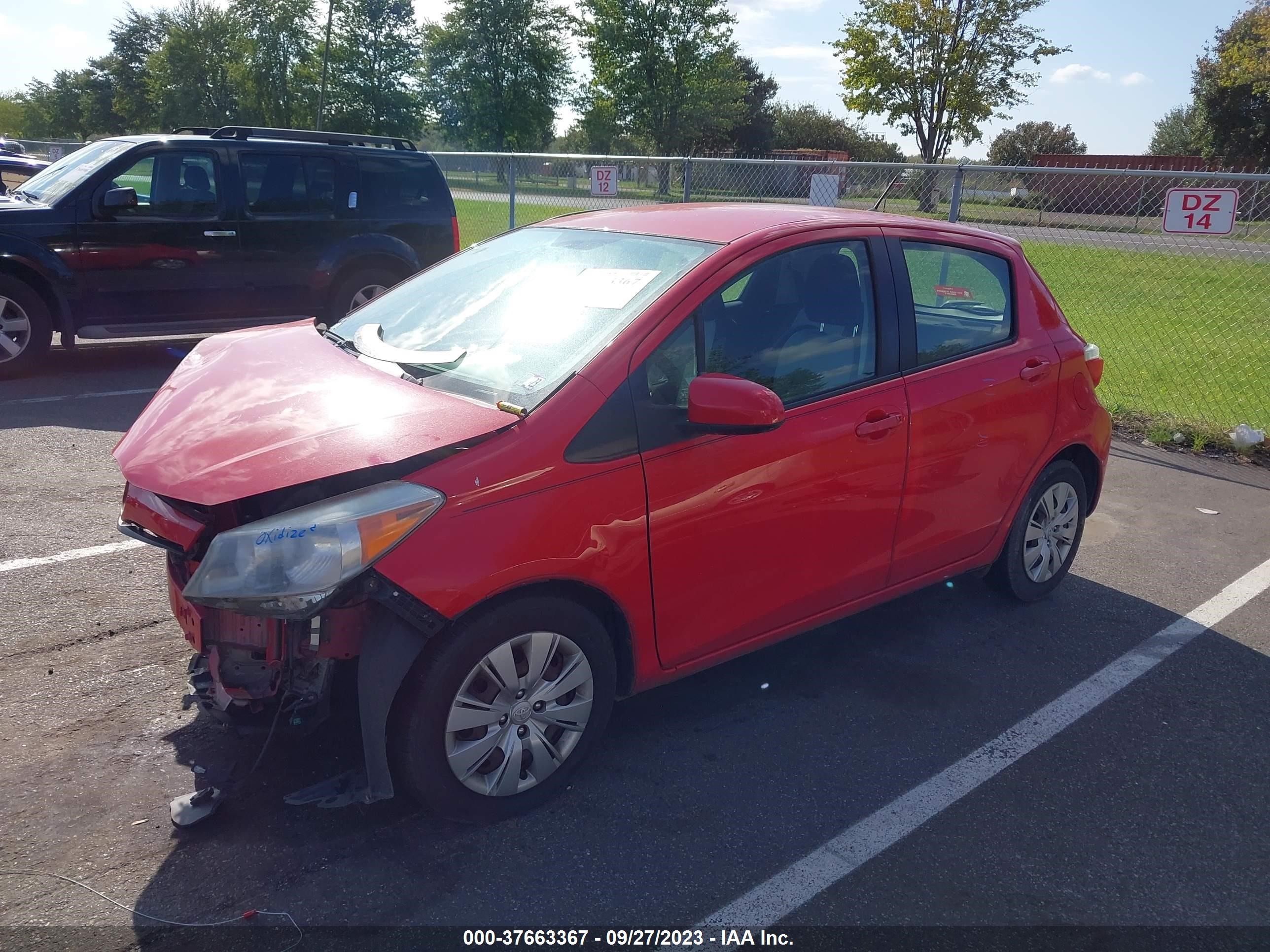 Photo 1 VIN: JTDKTUD36CD505355 - TOYOTA YARIS 