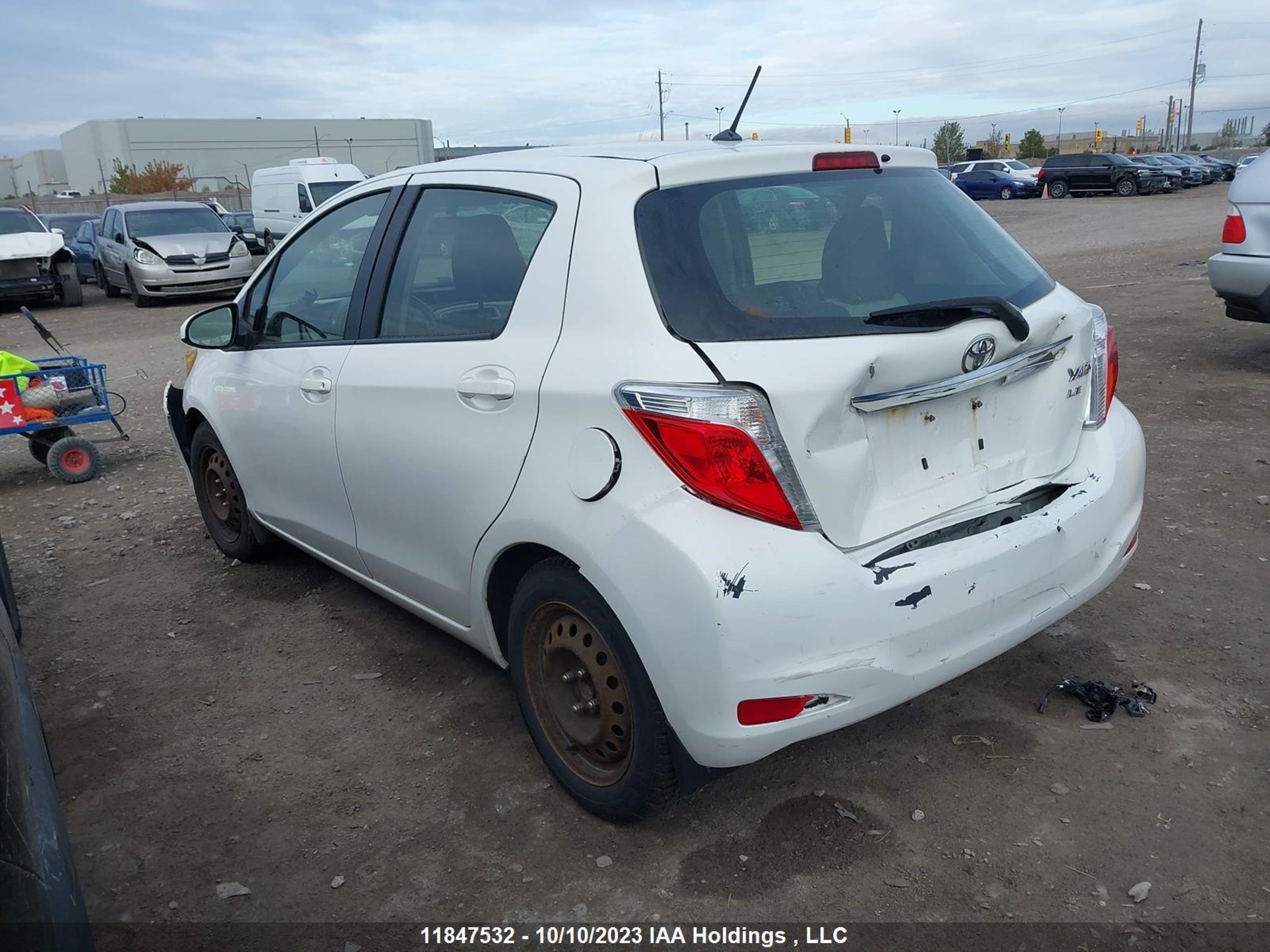 Photo 2 VIN: JTDKTUD36CD531440 - TOYOTA YARIS 