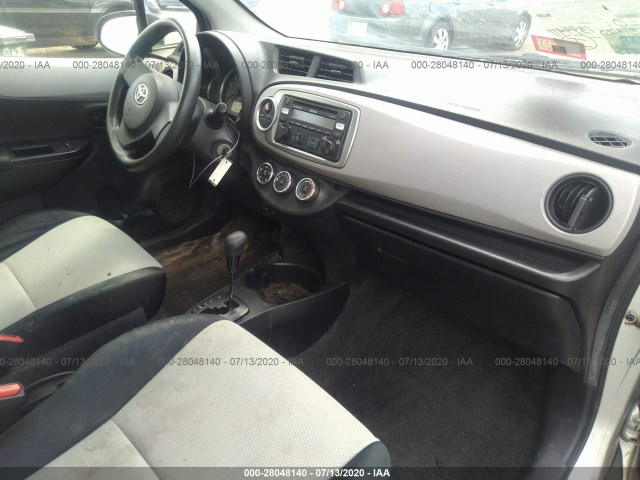 Photo 4 VIN: JTDKTUD37CD525758 - TOYOTA YARIS 